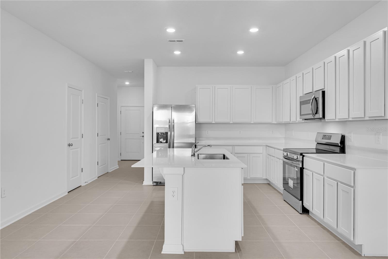 BRENTWOOD TH - Residential Lease