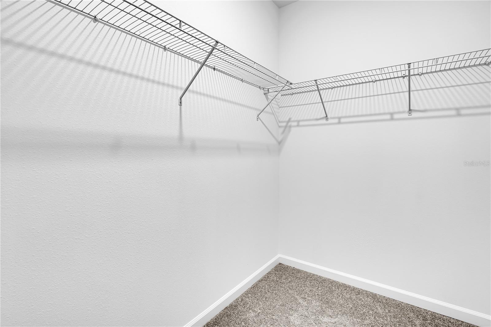 BRENTWOOD TH - Residential Lease