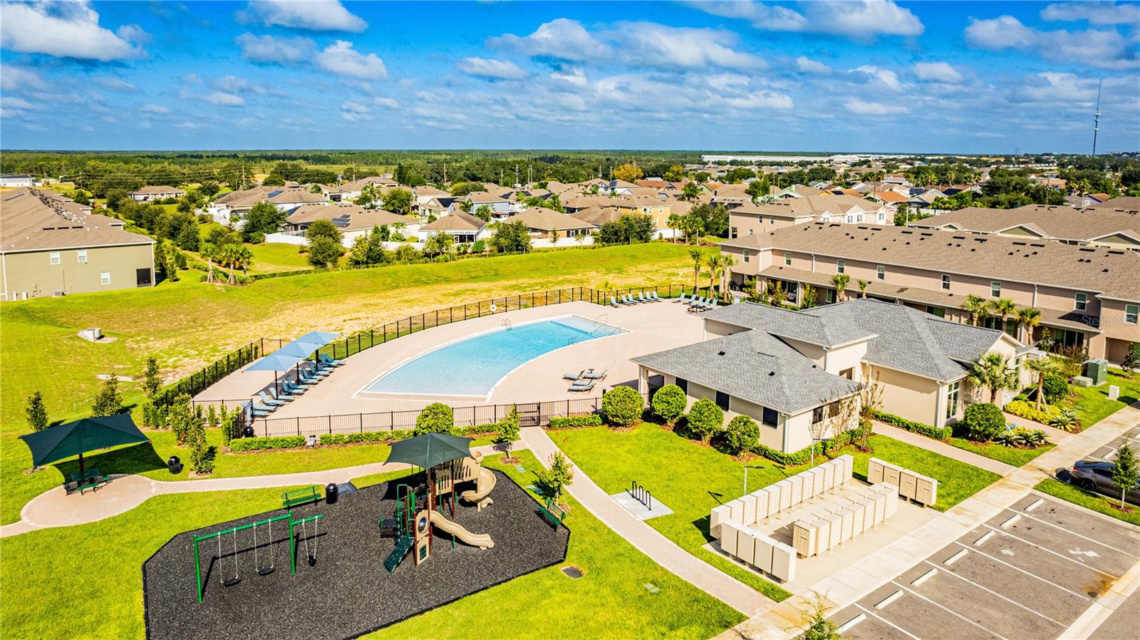 BRENTWOOD TH - Residential Lease