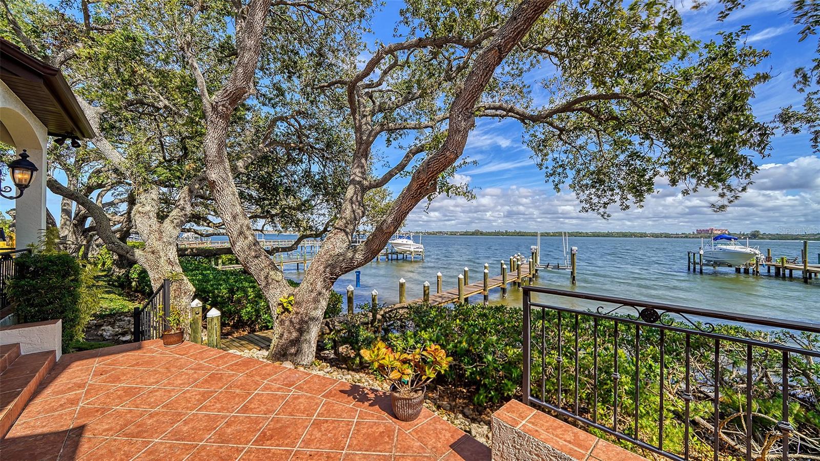 OCEAN VIEW - Residential