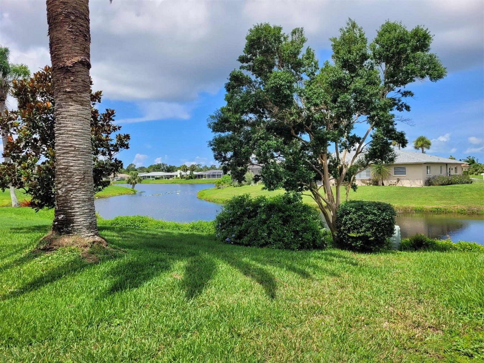 1608 E CYPRESS POINT DRIVE