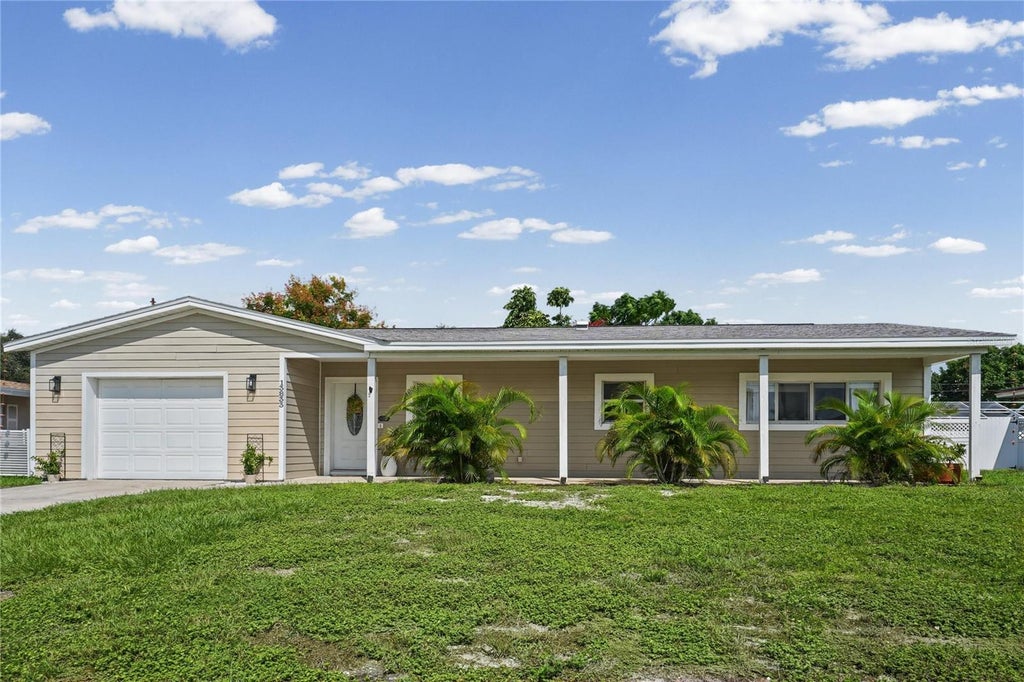 Photo of 13833 Dominica Drive, Seminole, FL 33776 (MLS # O6450715)