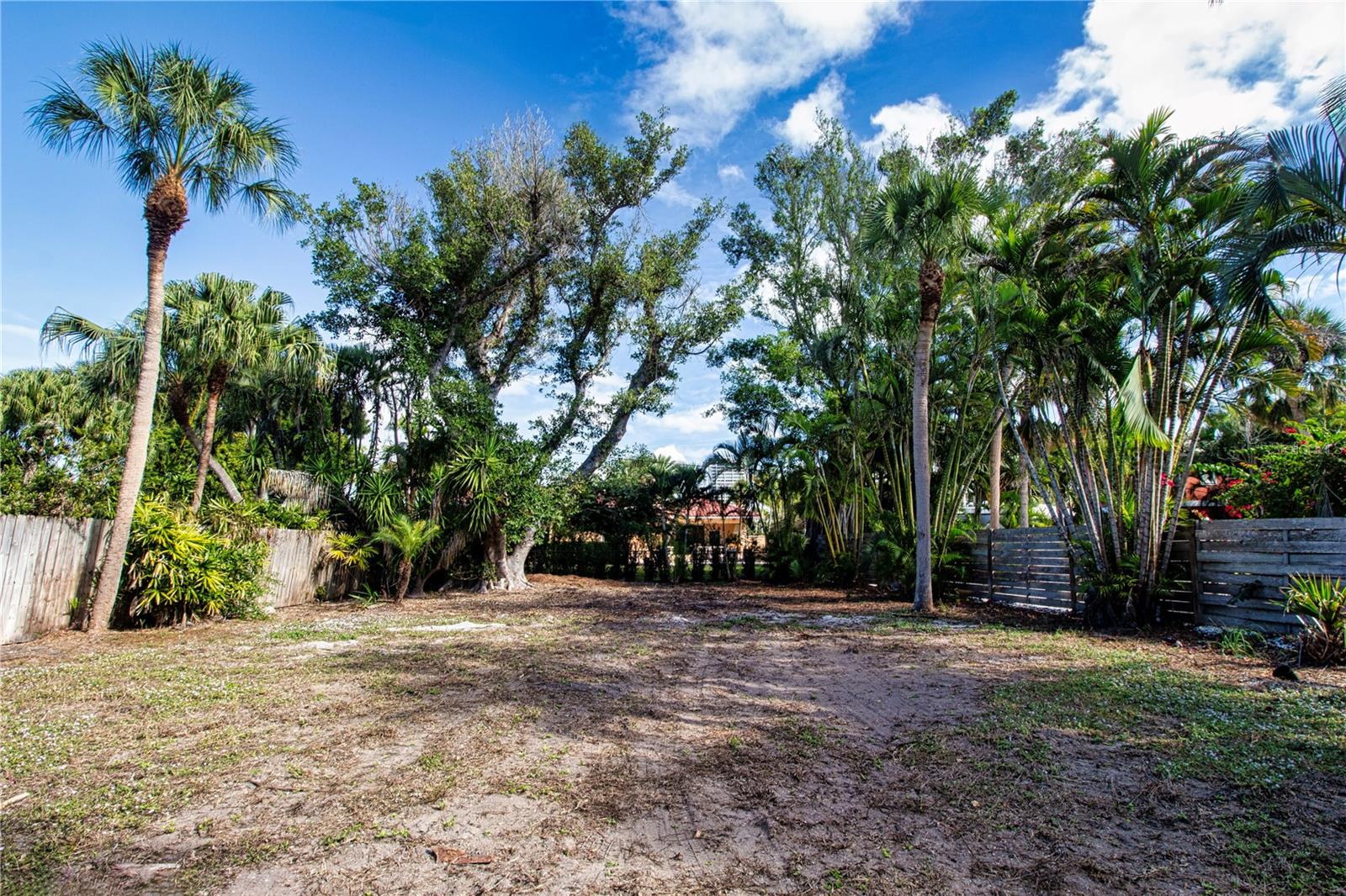 SAINT ARMANDS DIV JOHN RINGLING ESTATES - Land