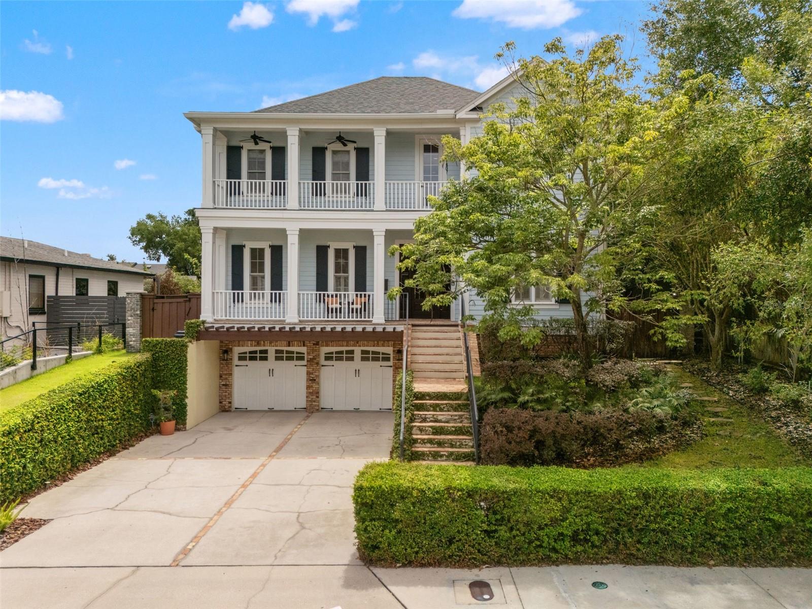 835 KENILWORTH TERRACE