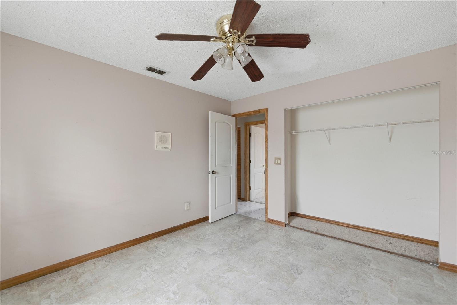 MARION OAKS UN 09 - Residential