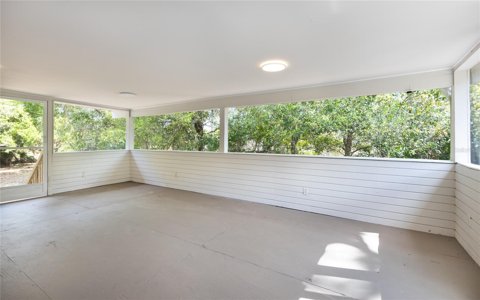 BAYSHORE HEIGHTS - Residential