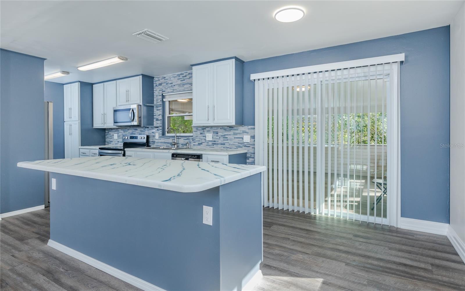 BAYSHORE HEIGHTS - Residential