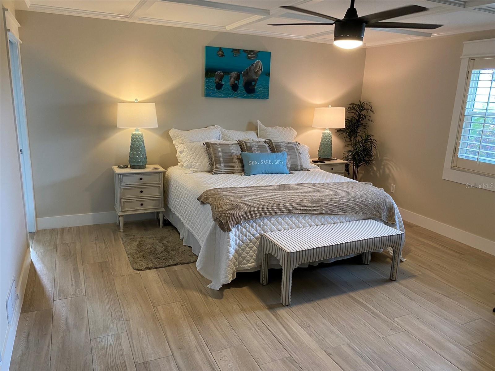 VENEZIA UNIT 05 - Residential Lease