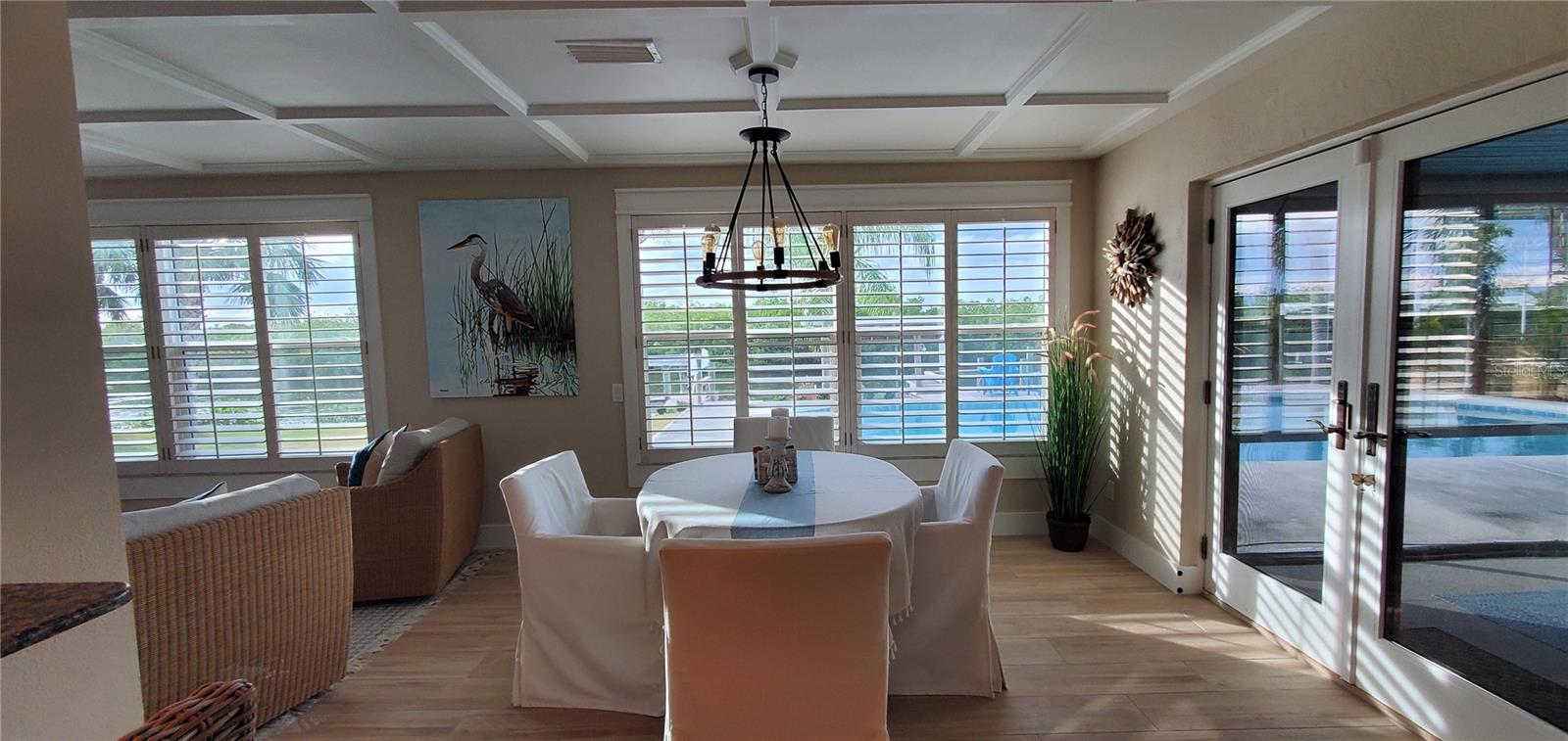 VENEZIA UNIT 05 - Residential Lease