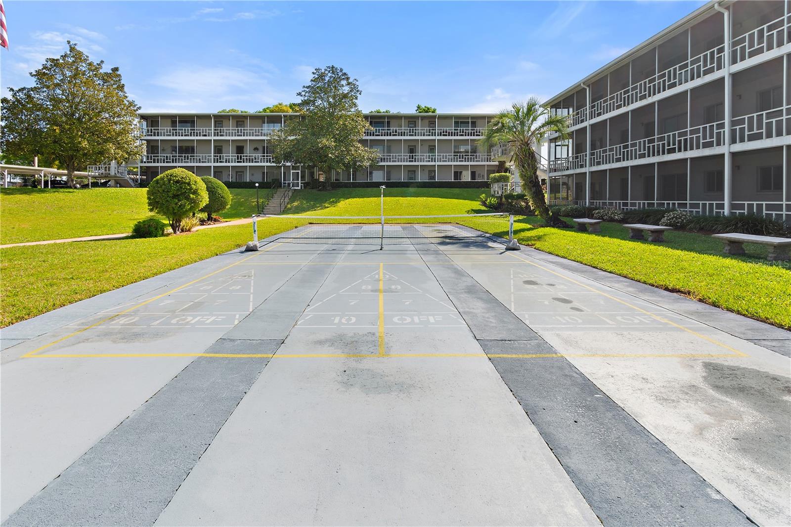 WINTER HAVEN HARBOUR APTS CONDO - Residential