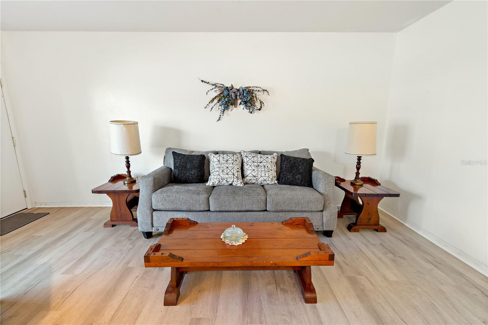 WINTER HAVEN HARBOUR APTS CONDO - Residential