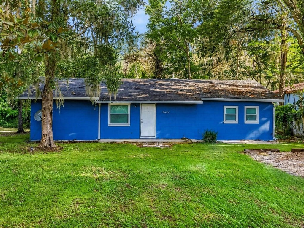 Photo of 20145 SE Highway 42, Umatilla, FL 32784 (MLS # O6446998)