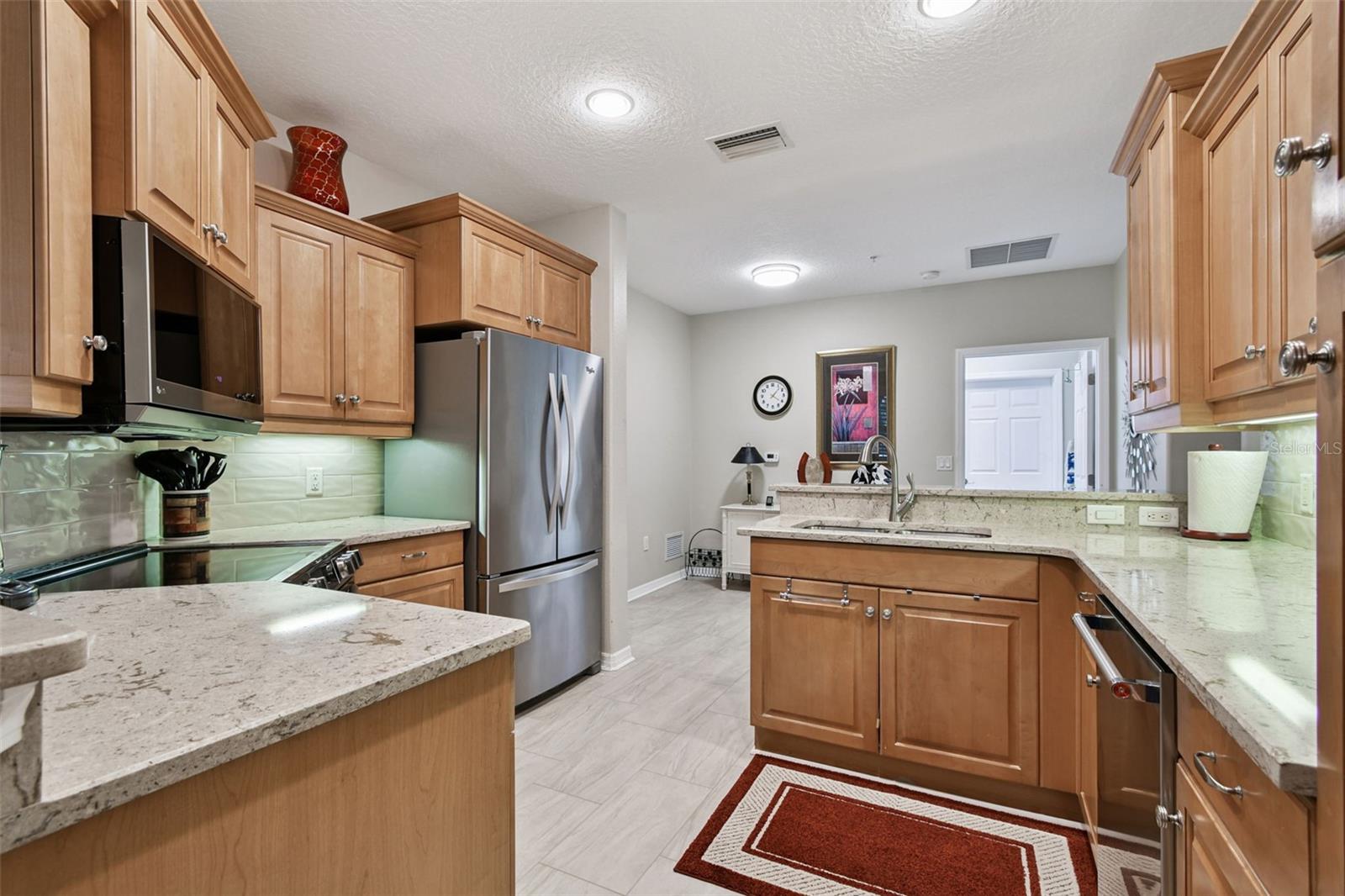 PALMER SQUARE WEST - Residential