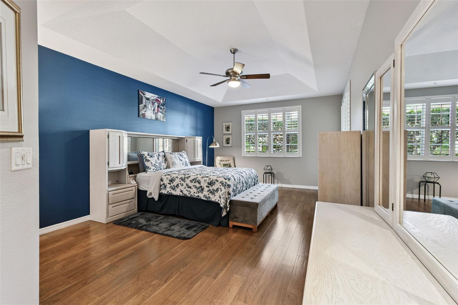 PALMER SQUARE WEST - Residential