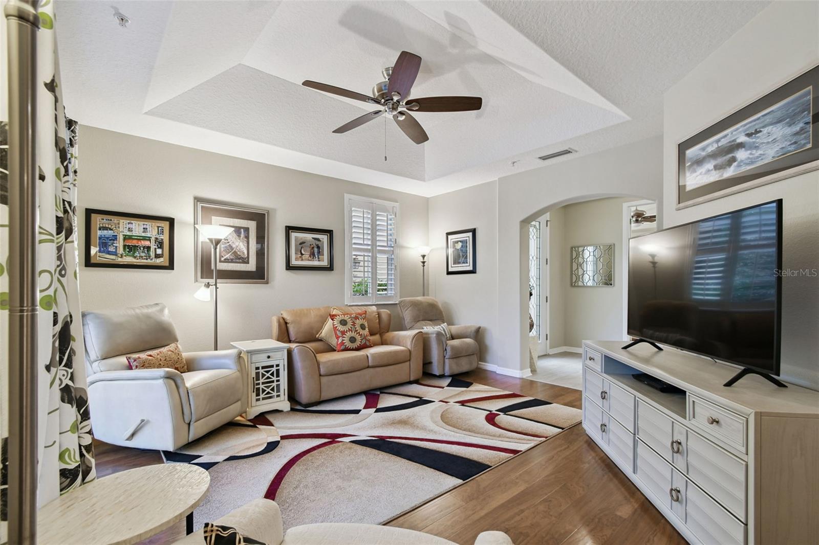 PALMER SQUARE WEST - Residential