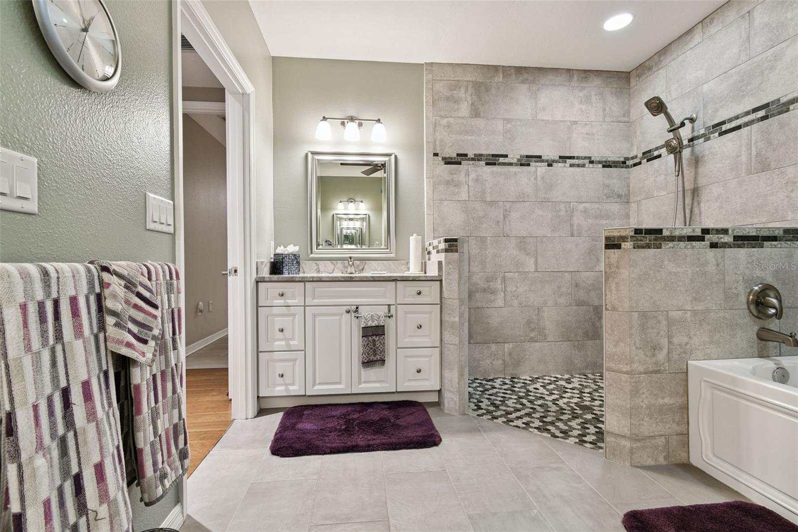 PALMER SQUARE WEST - Residential