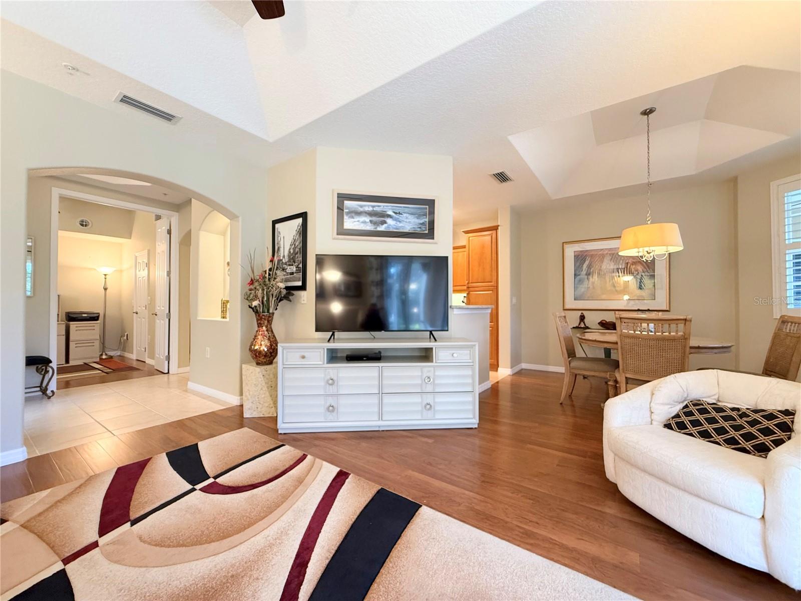 PALMER SQUARE WEST - Residential