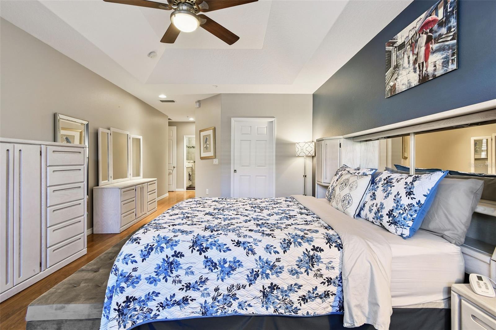 PALMER SQUARE WEST - Residential