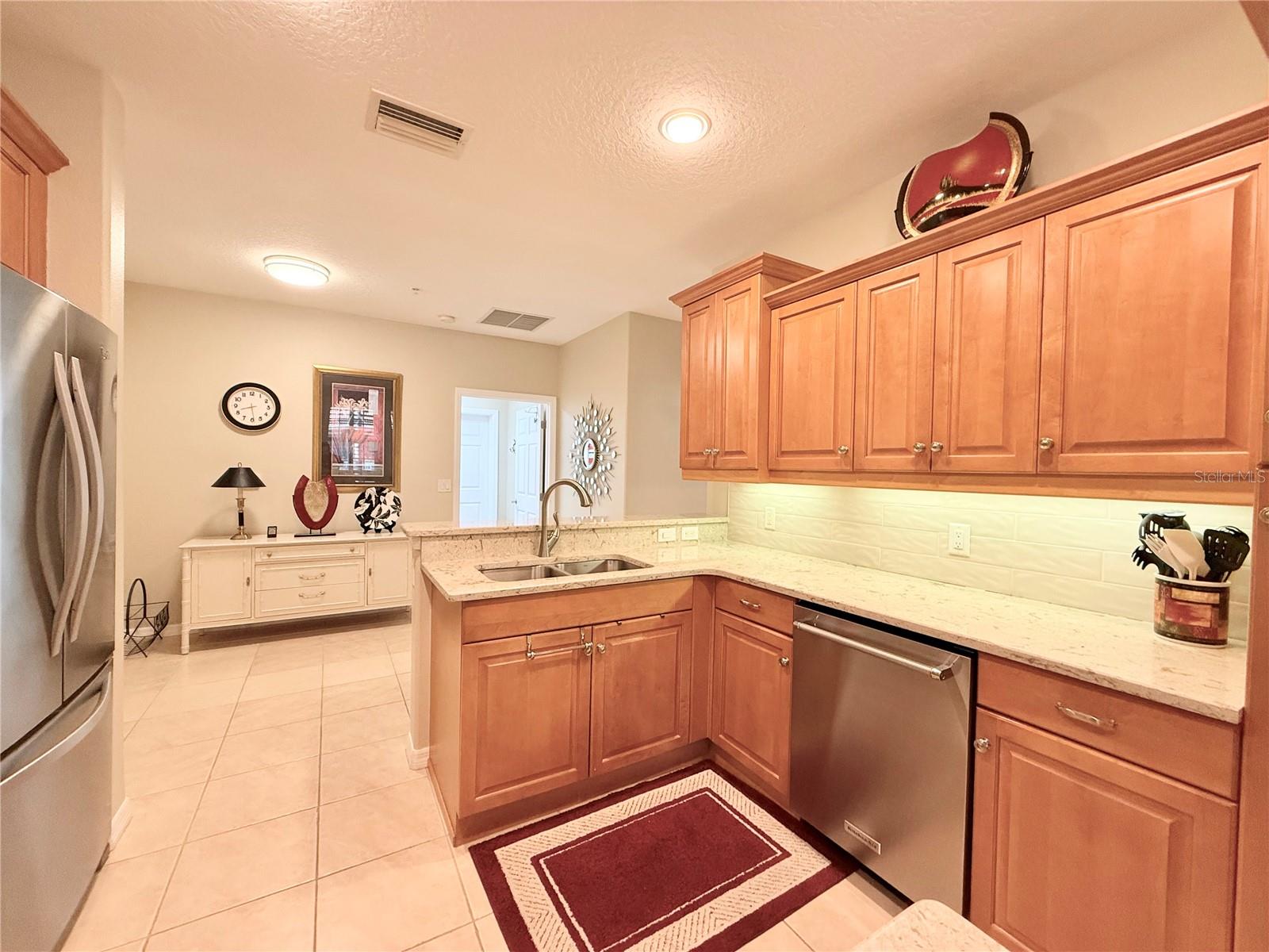 PALMER SQUARE WEST - Residential