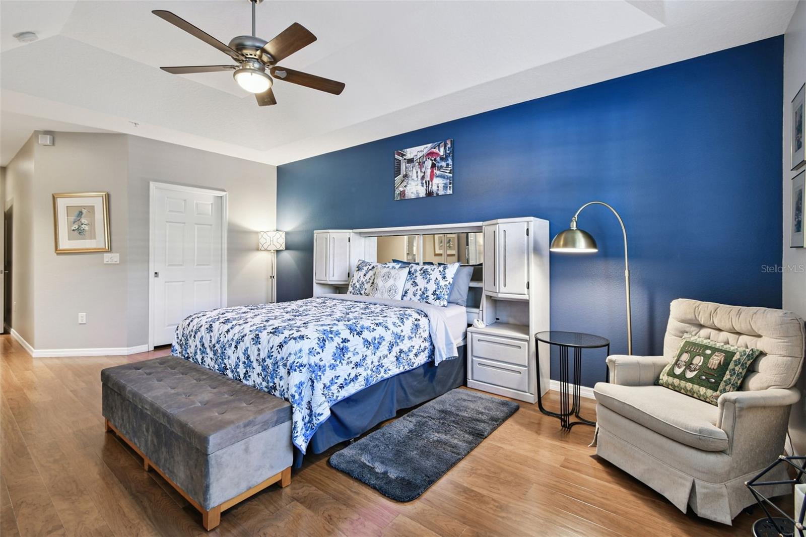 PALMER SQUARE WEST - Residential