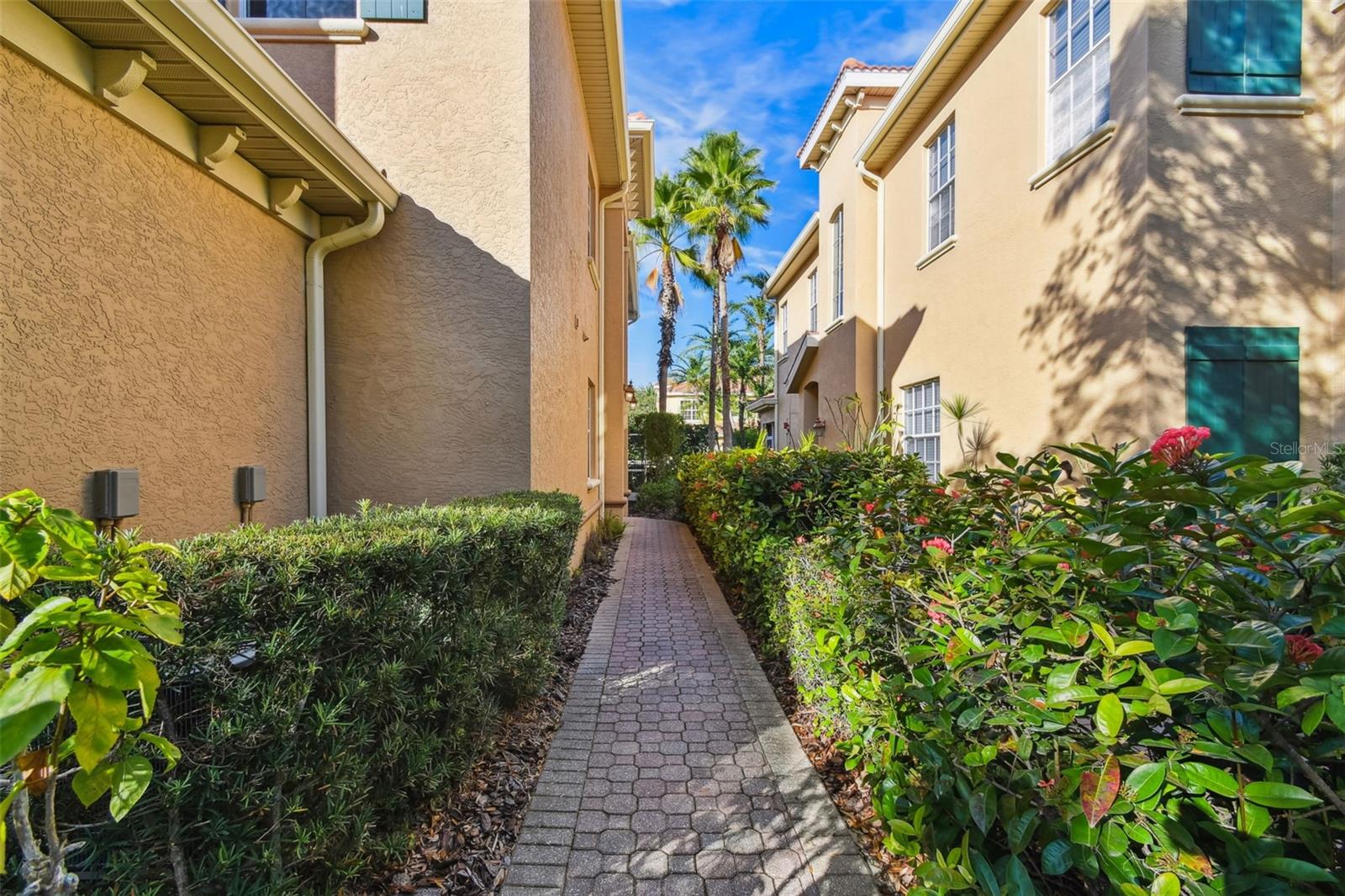 PALMER SQUARE WEST - Residential