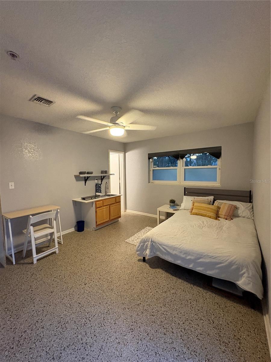 VILLAGES SOUTHPORT PH 1D - Residential Lease