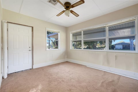 Tiny photo for 990 Linden Street, Clermont, FL 34711 (MLS # G5119465)