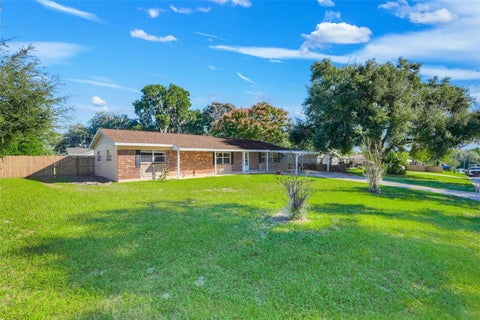 Tiny photo for 990 Linden Street, Clermont, FL 34711 (MLS # G5119465)
