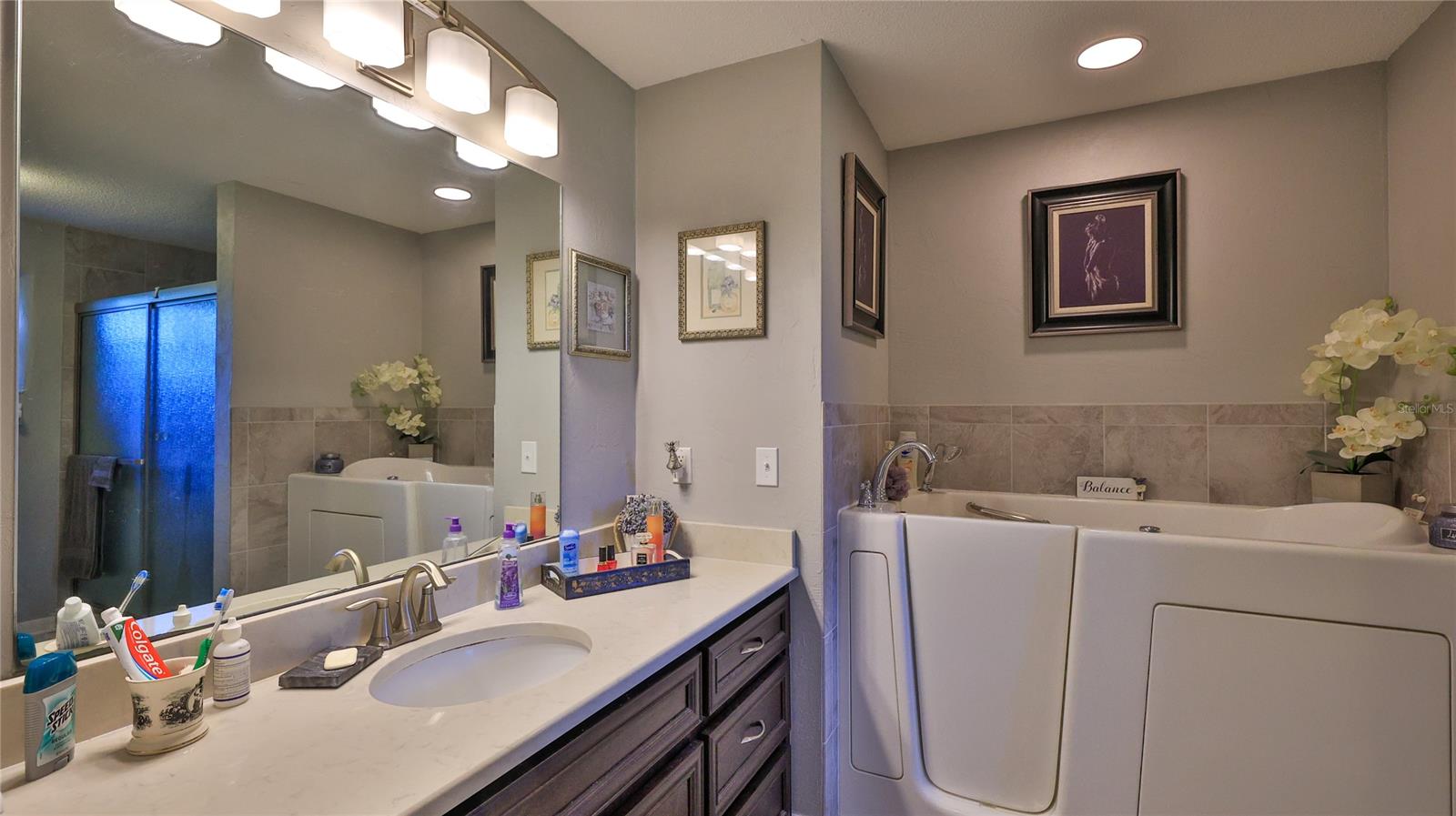 OLIVER ESTATES - Residential