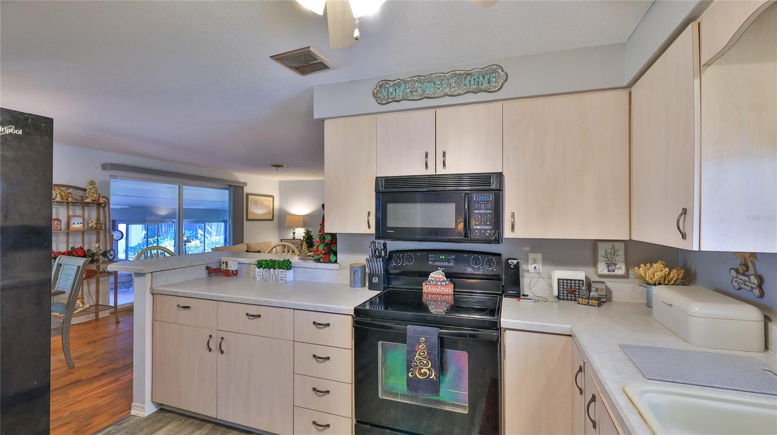 OLIVER ESTATES - Residential