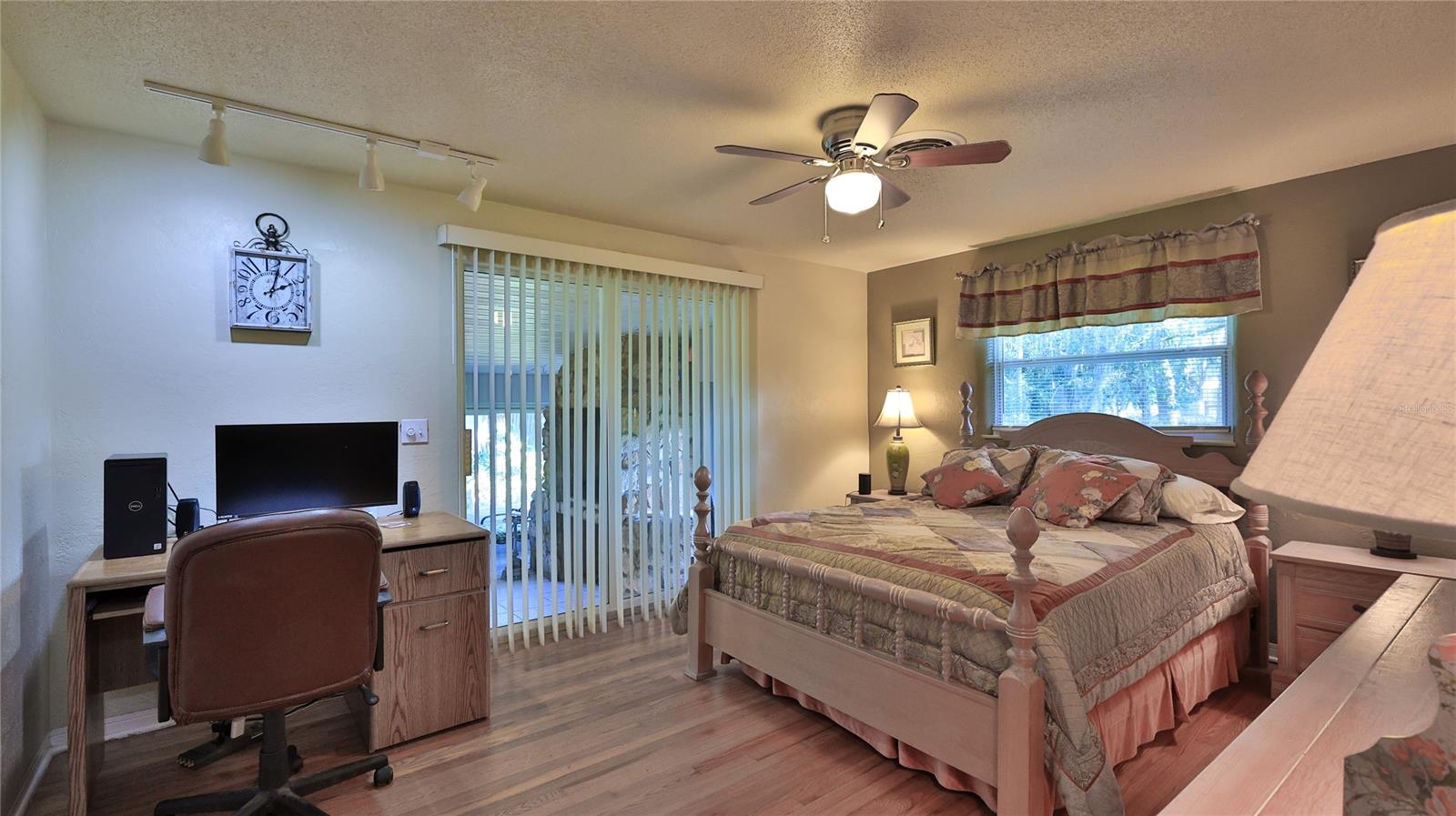 OLIVER ESTATES - Residential