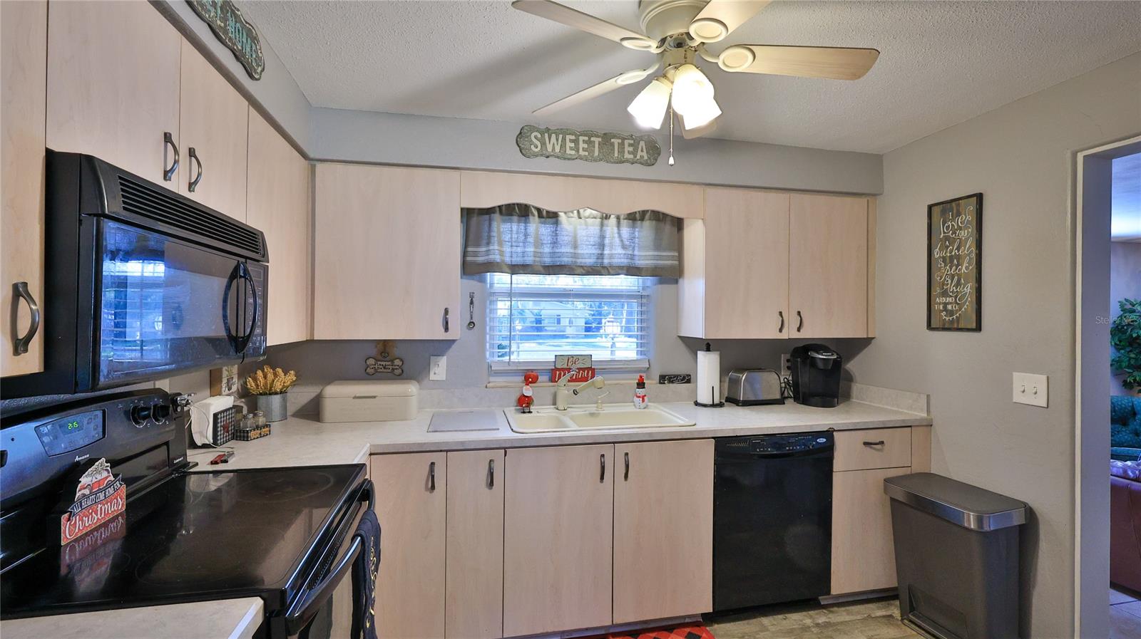 OLIVER ESTATES - Residential