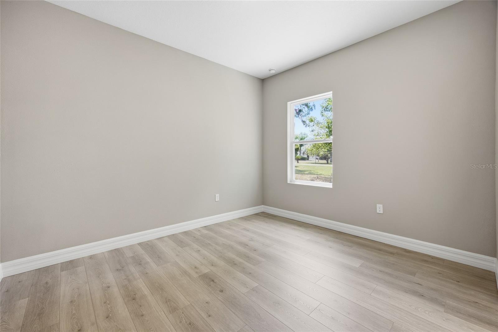 CLEARVIEW ESTATES SECOND ADD - Residential