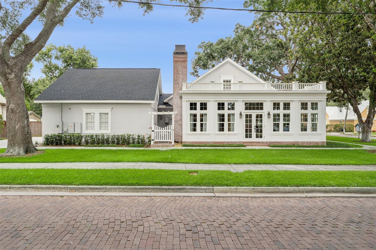 121 W MAPLE STREET