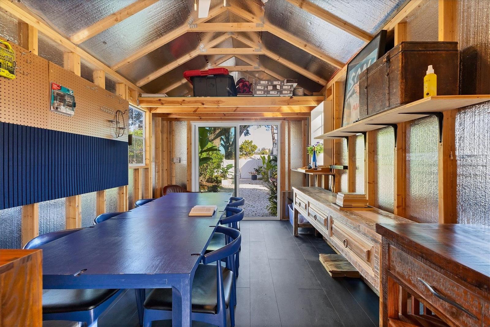 HARBOR OAKS - Residential