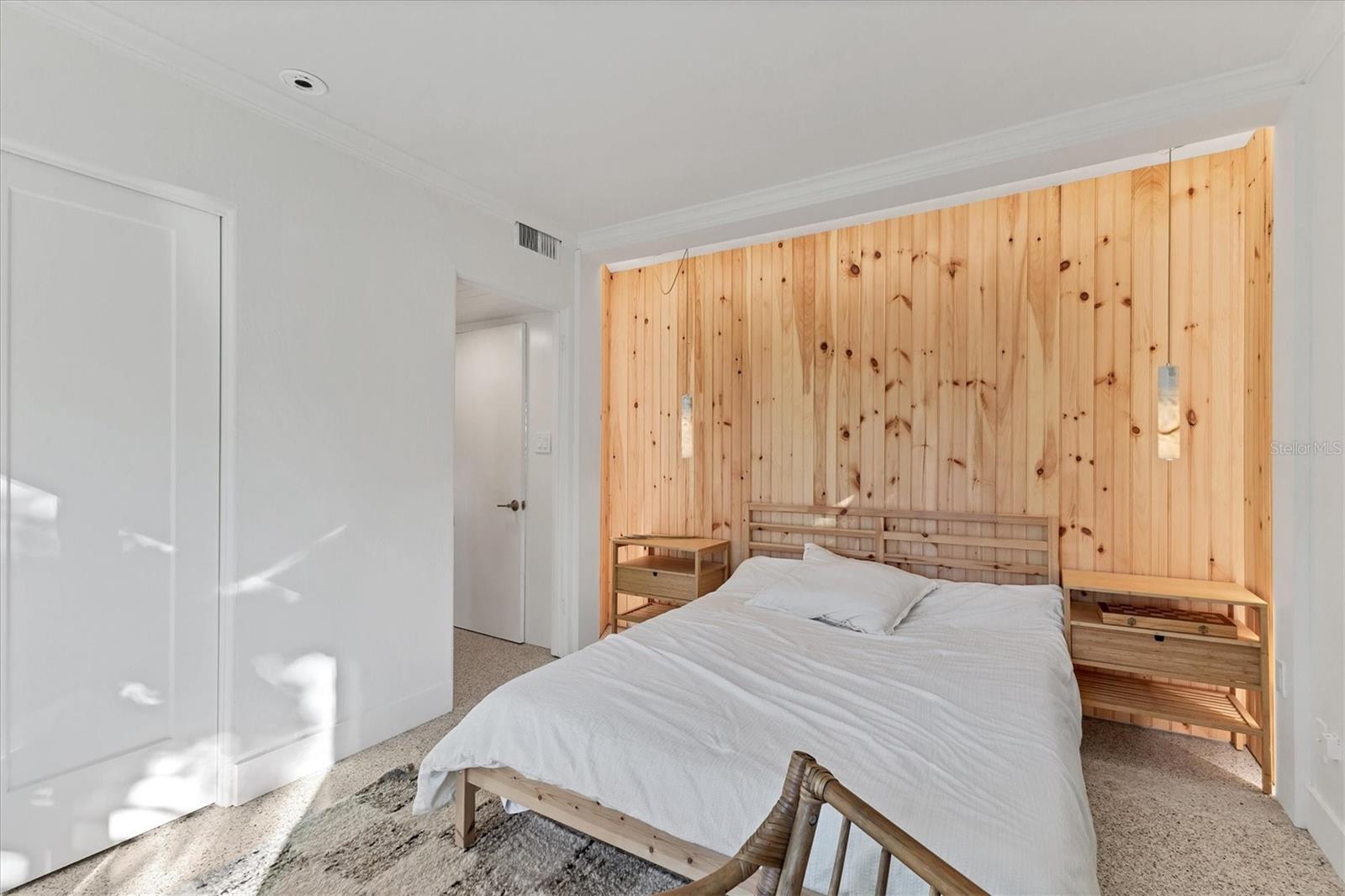 HARBOR OAKS - Residential