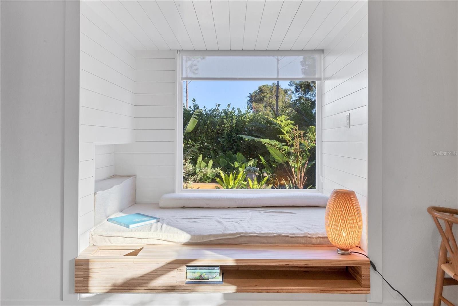 HARBOR OAKS - Residential