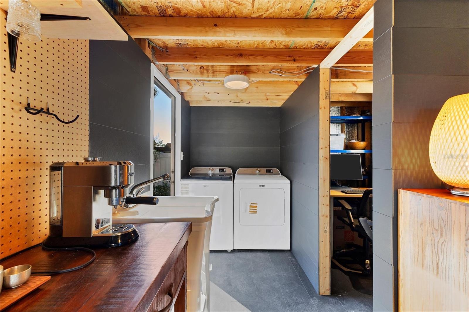 HARBOR OAKS - Residential