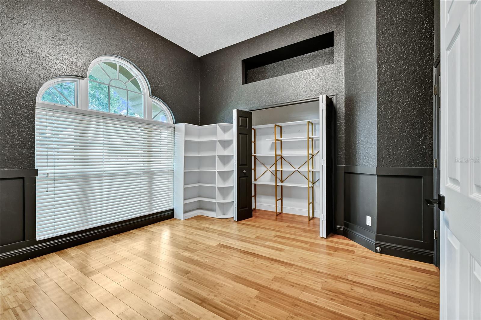 CONWAY GROVES - Residential