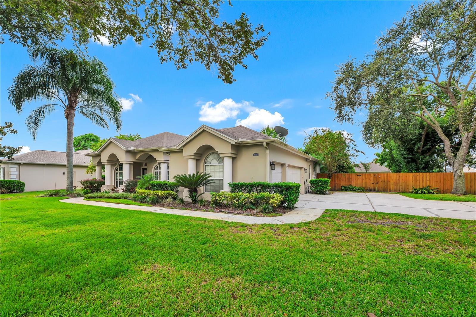 4132 BELL TOWER COURT