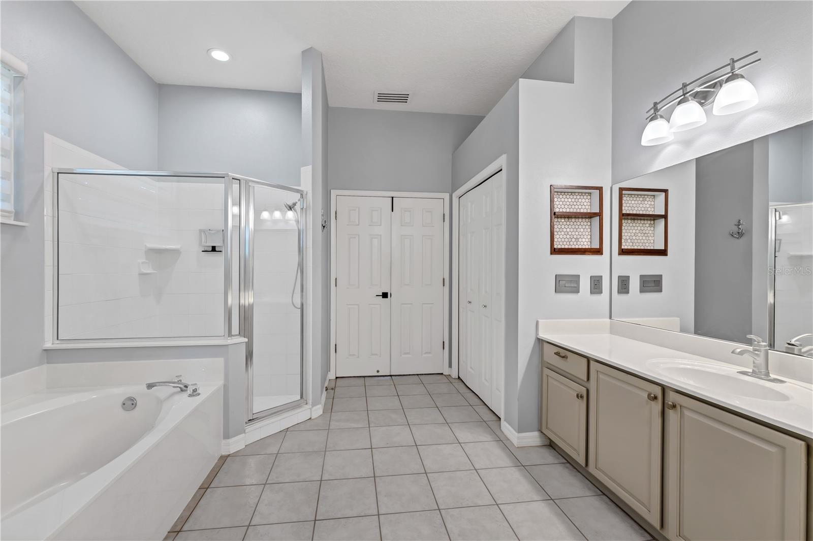 CONWAY GROVES - Residential