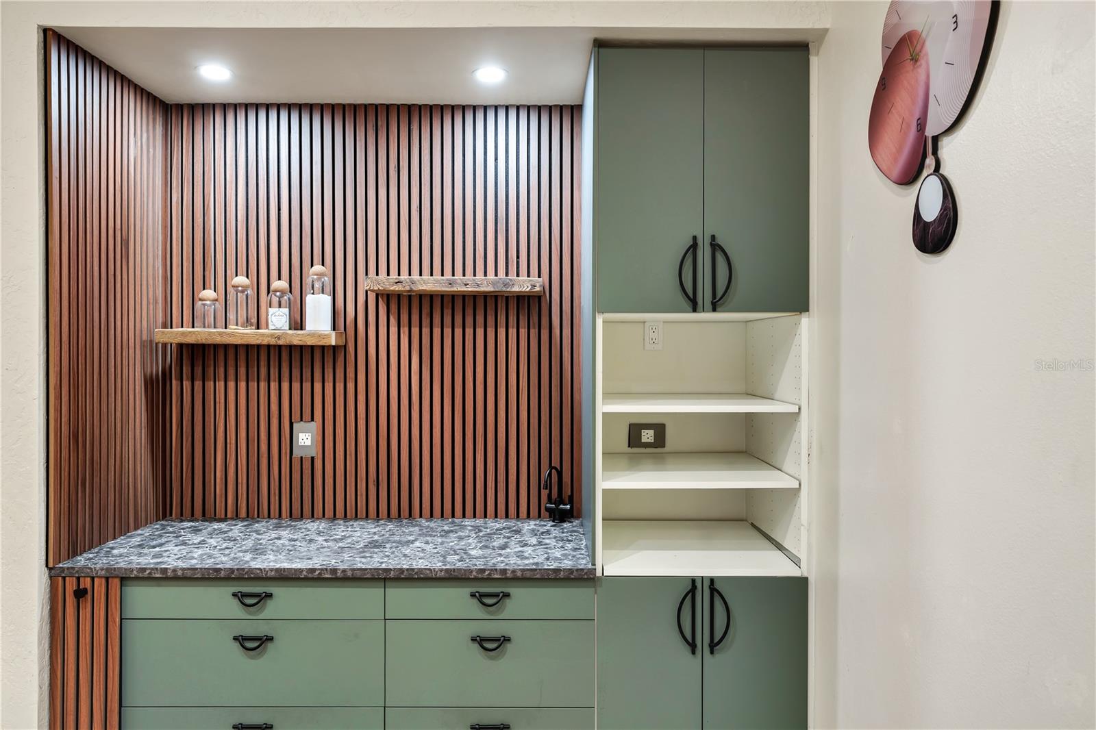 CONWAY GROVES - Residential