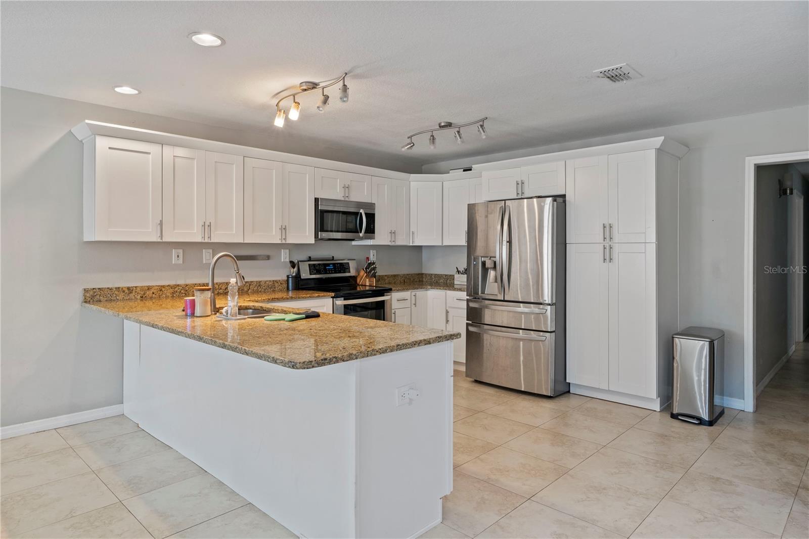 ZEPHYRHILLS COLONY CO - Residential