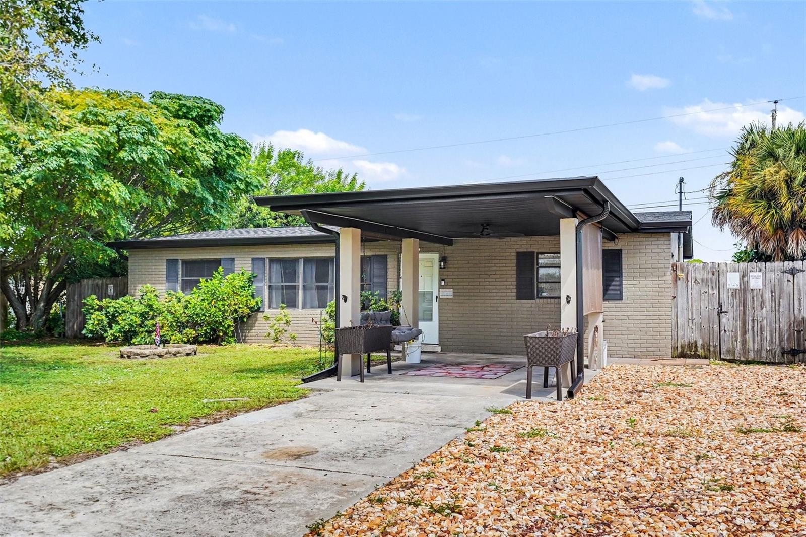 2608 PEPPER AVE