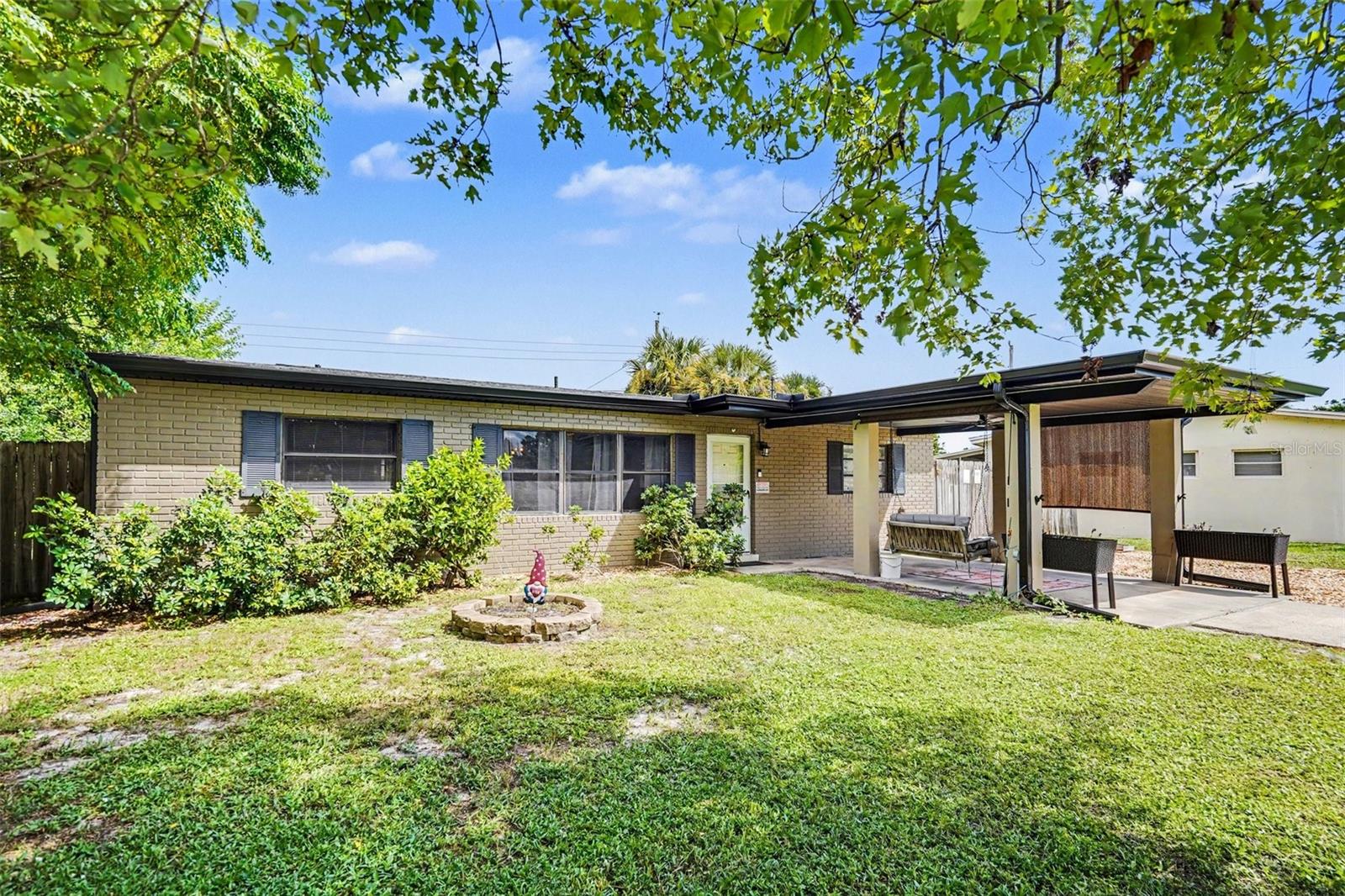 2608 PEPPER AVE