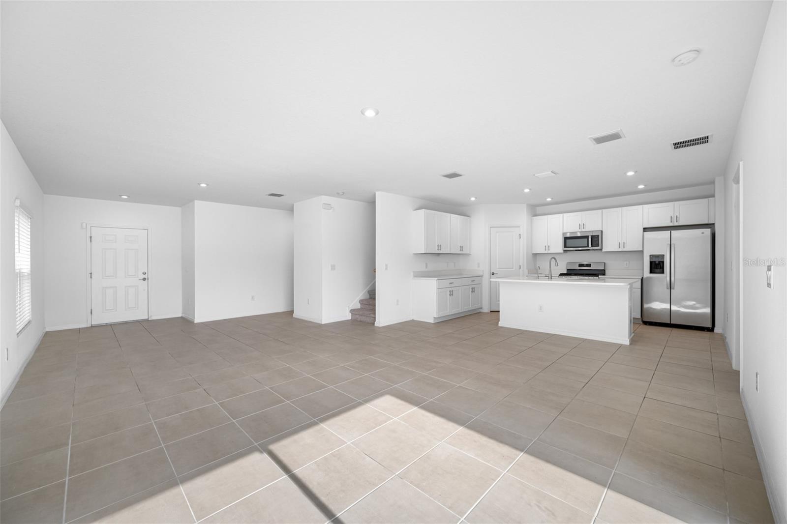5913 LAURELCREST GLEN
