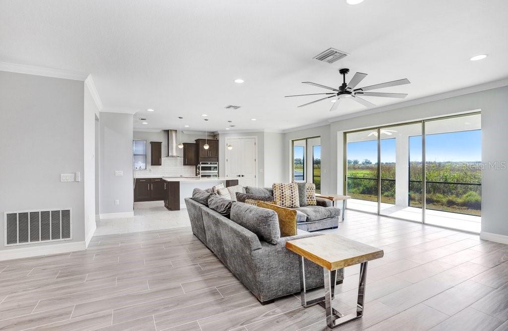 SOUTH FORK TR O PH 2 - Residential