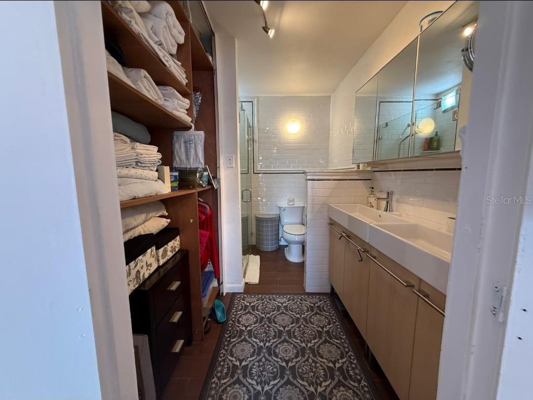 COND OCEAN TOWER - Residential