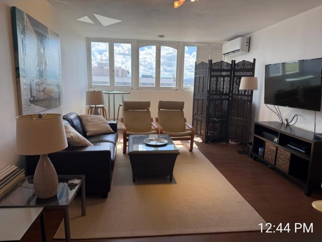 COND OCEAN TOWER - Residential