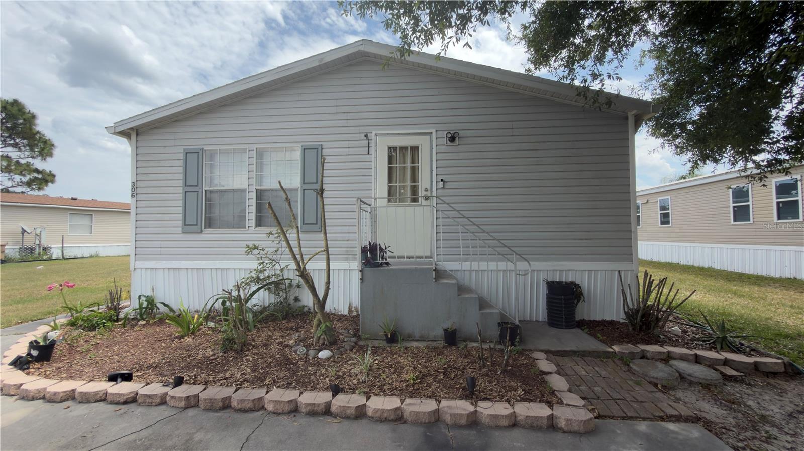 BROADMOOR - Residential